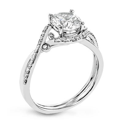 Engagement Ring in 18k Gold with Diamonds