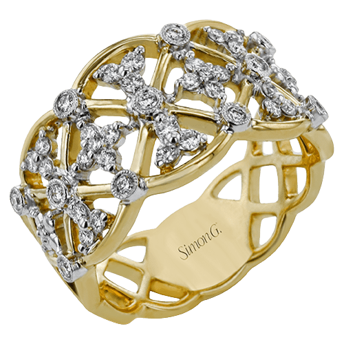 Right Hand Ring in 18k Gold with Diamonds