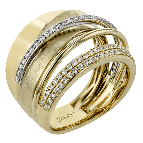Right Hand Ring in 18k Gold with Diamonds