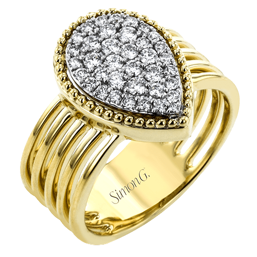 Right Hand Ring in 18k Gold with Diamonds