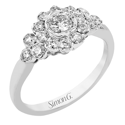 Engagement Ring in 18k Gold with Diamonds