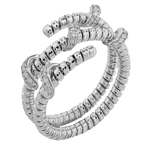Right Hand Ring in 18k Gold with Diamonds