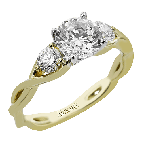 Engagement Ring in 18k Gold