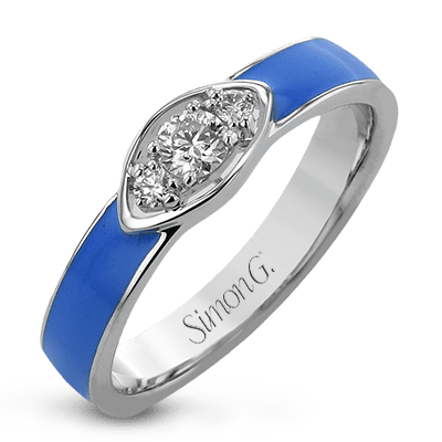Right Hand Ring in 18k Gold with Diamonds