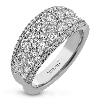 Right Hand Ring in 18k Gold with Diamonds