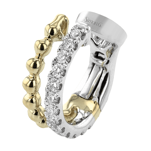 Hoop Earring in 18k Gold with Diamonds