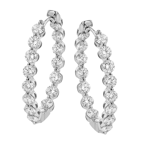 Hoop Earring in 18k Gold with Diamonds