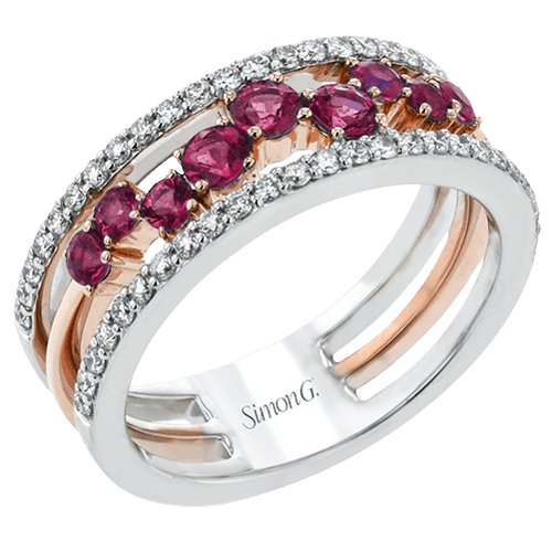 Color Ring in 18k Gold with Diamonds