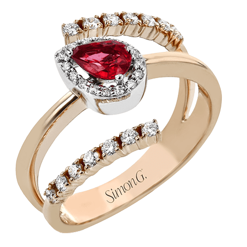 Color Ring in 18k Gold with Diamonds