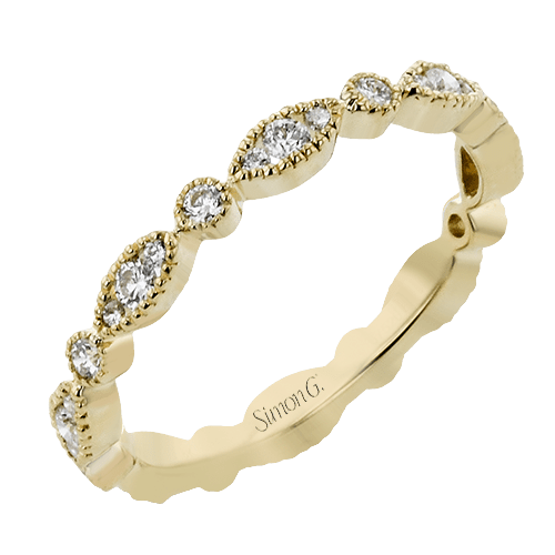 Right Hand Ring in 18k Gold with Diamonds