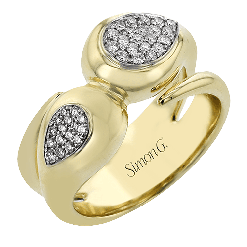 Right Hand Ring in 18k Gold with Diamonds