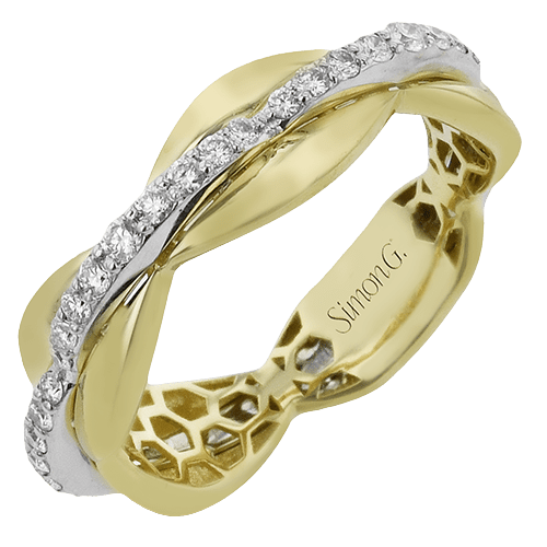 Right Hand Ring in 18k Gold with Diamonds