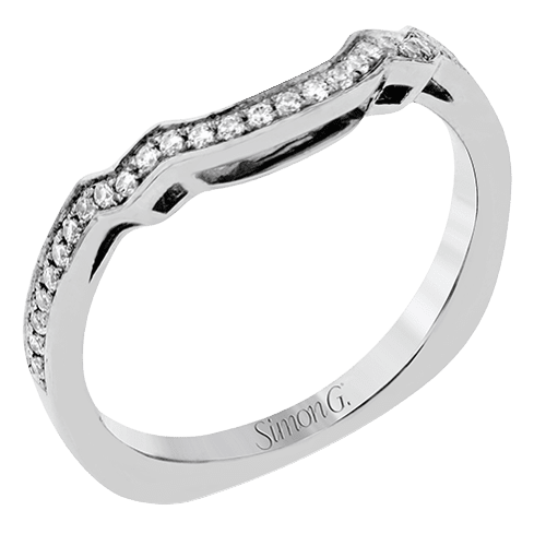 Engagement Ring in 18k Gold with Diamonds
