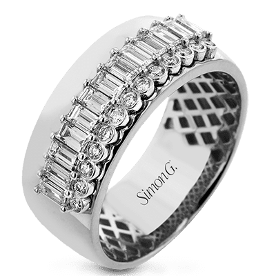 Right Hand Ring in 18k Gold with Diamonds