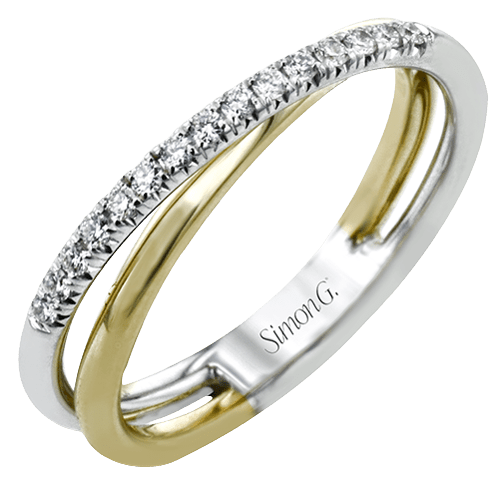 Right Hand Ring in 18k Gold with Diamonds